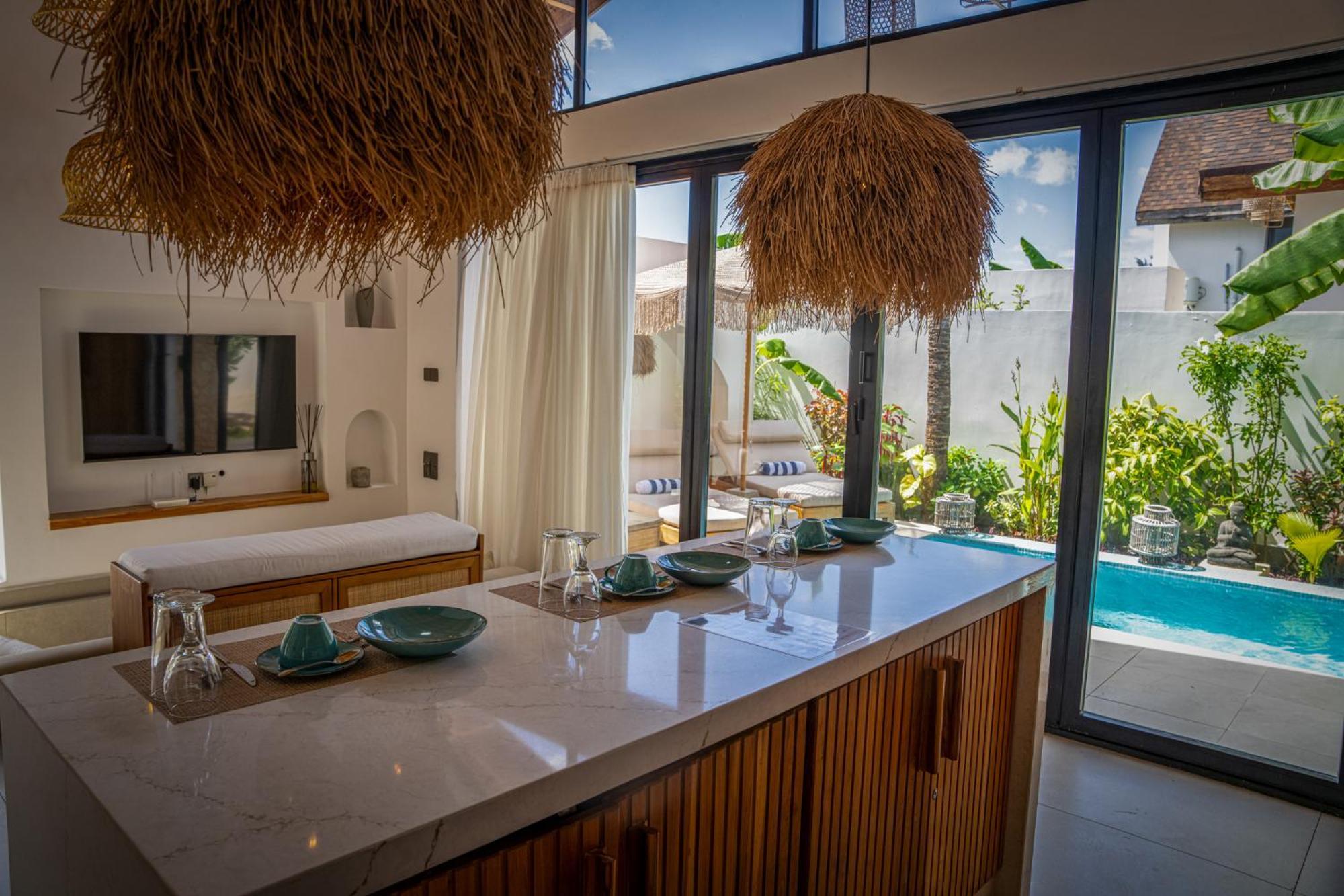 Chalet Emerald Escapes *